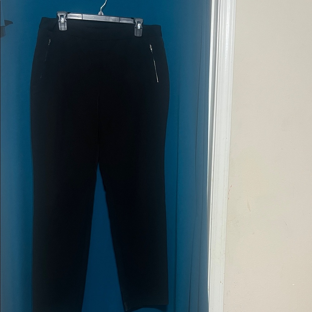 Zac & Rachel Women's Black Pants
